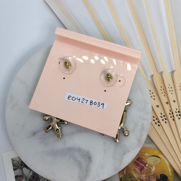 Gorgeous Rhinestone Cascading Earrings - Picture 15 of 17